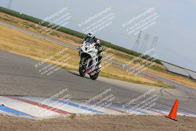 media/May-15-2023-TrackDaz (Mon) [[29bc01ea77]]/A Group/2pm (Wheelie Bump)/